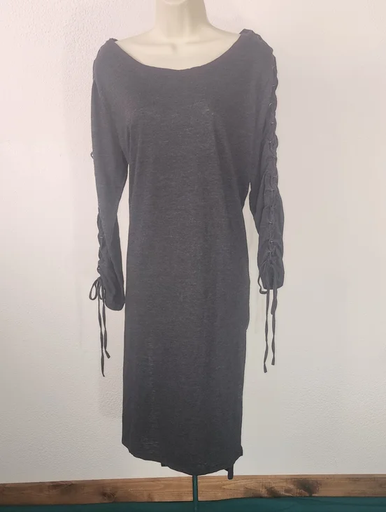 Umgee Dress Knit  Long Sleeve With Tie-Detail  Charcoal Size L - Picture 11 of 12